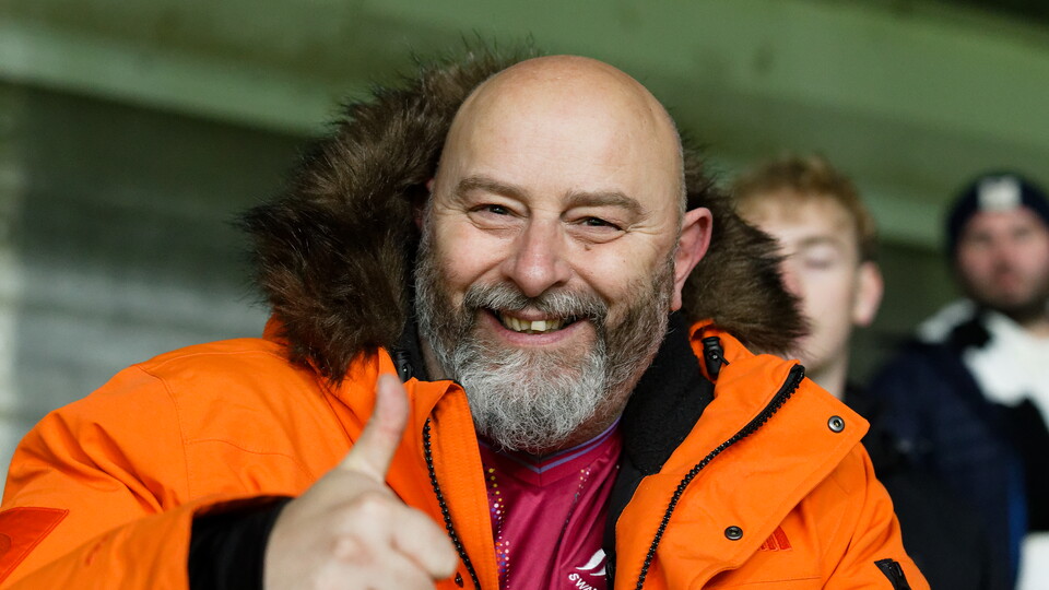 Fan Gallery | Derby v Swans