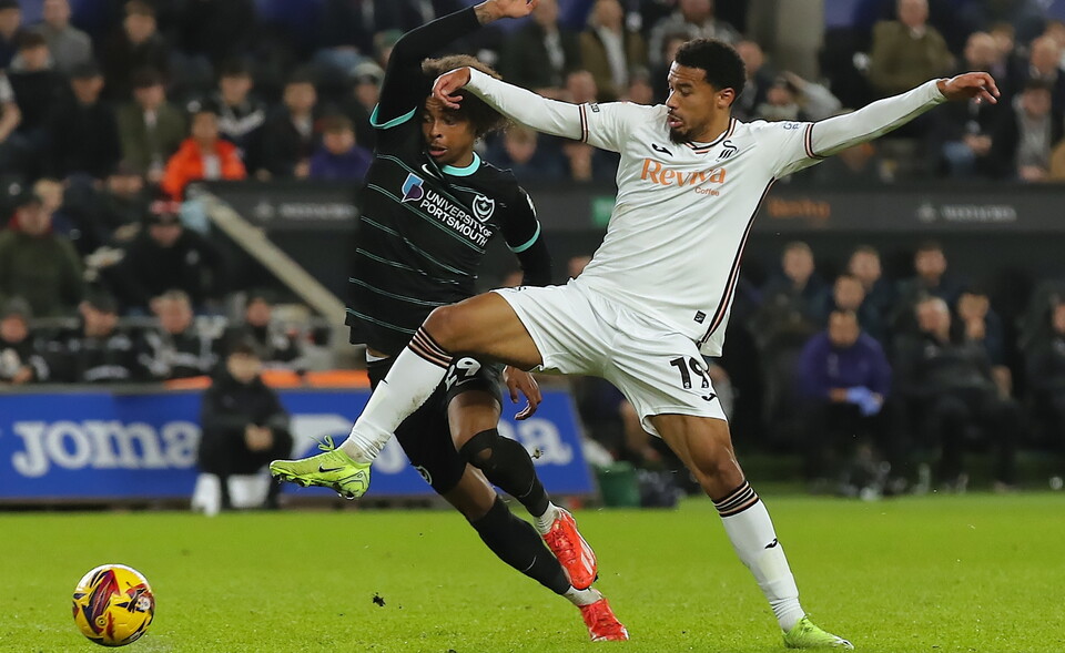 GALLERY | SWANS V PORTSMOUTH