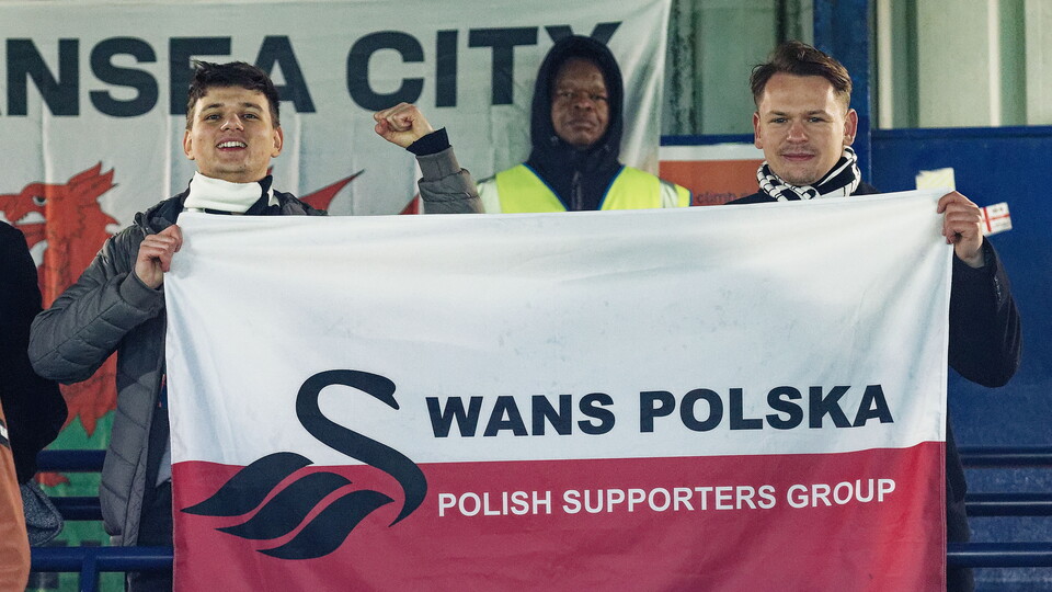 Fan Gallery | Luton Town v Swansea City