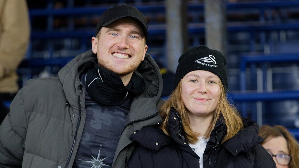 Fan Gallery | Luton Town v Swansea City