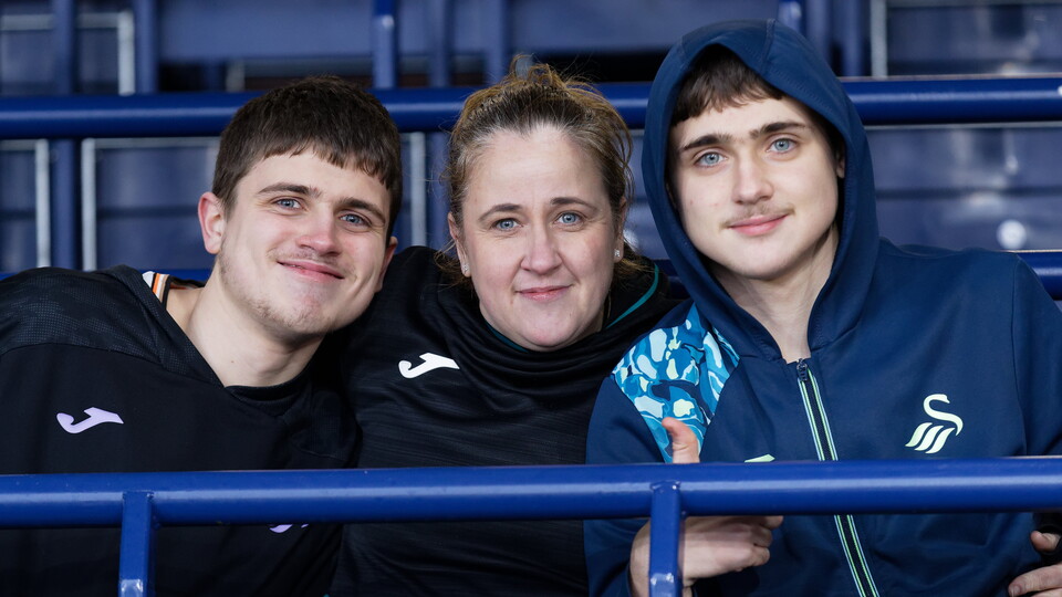 Fan Gallery | Luton Town v Swansea City