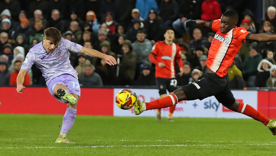 Gallery | Luton Town V Swansea City