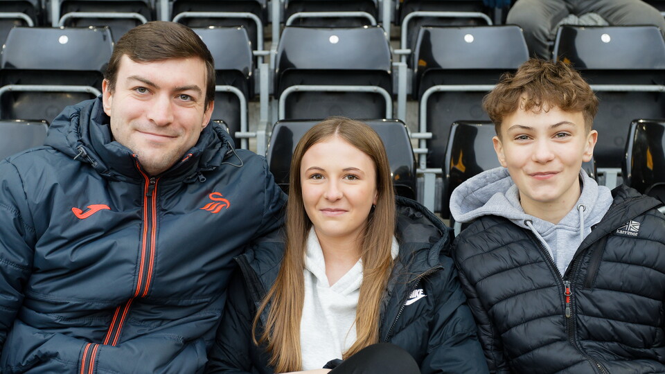 Fan Gallery | Swans v Sunderland