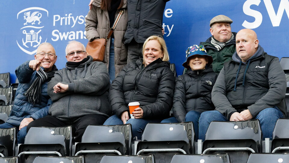 Fan Gallery | Swans v Sunderland