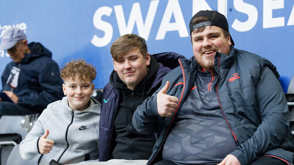 Fan Gallery | Swans v Sunderland