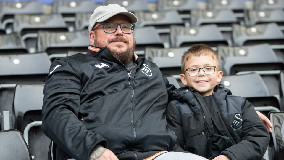 Fan Gallery | Swans v QPR