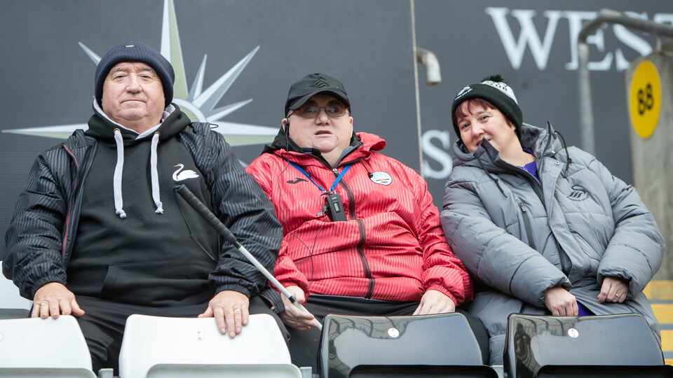 Fan Gallery | Swans v QPR
