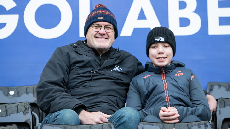 Fan Gallery | Swans v QPR