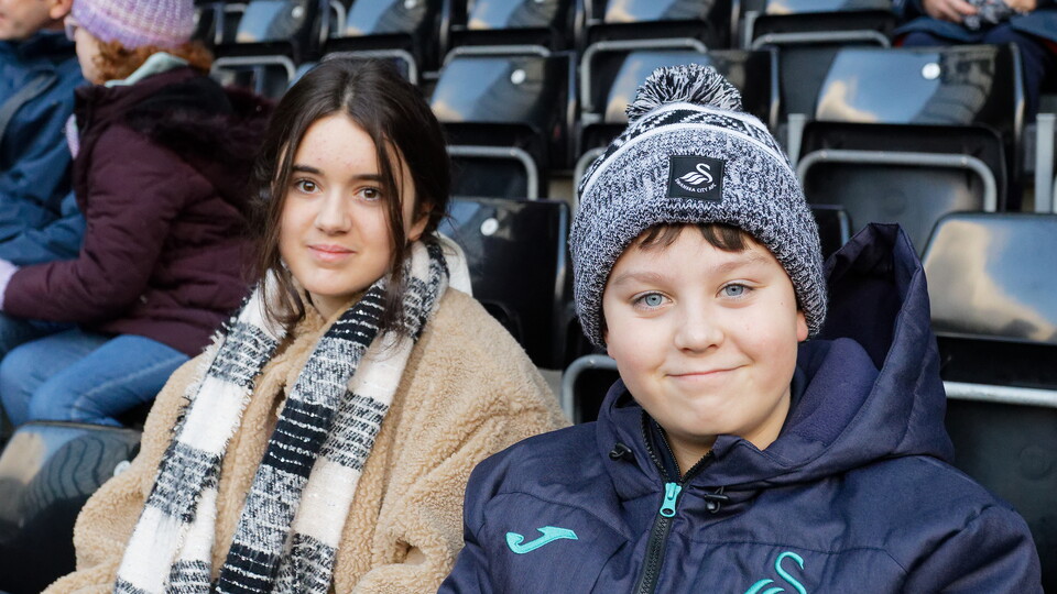 Fan Gallery | Swans v Luton Town