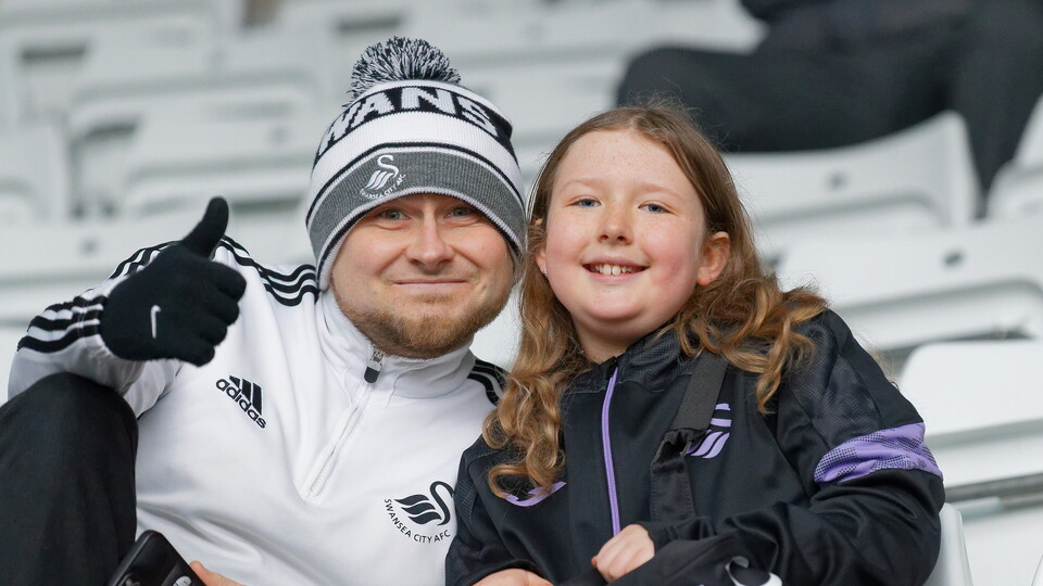 Fan Gallery | Swans v Luton Town