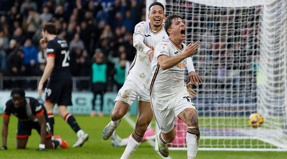 Gallery | Swans v Luton