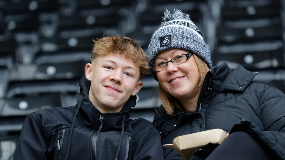 Fan Gallery | Swansea v Portsmouth 