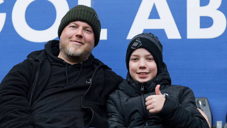 Fan Gallery | Swansea v Portsmouth 