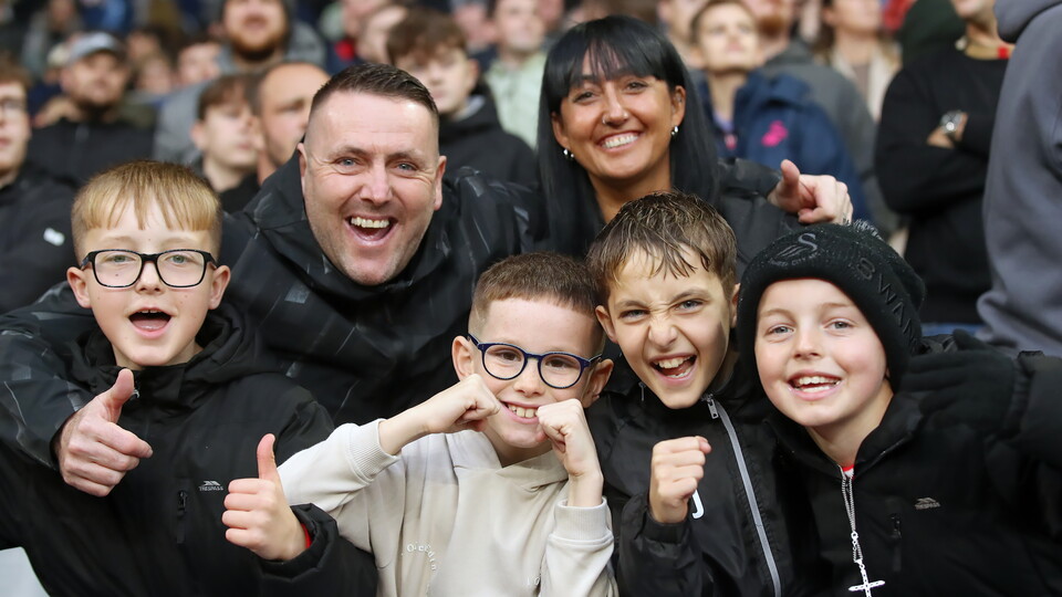 Fan Gallery | Swansea v Portsmouth 
