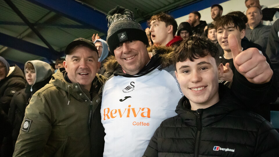 Fan Gallery | Portsmouth v Swansea City