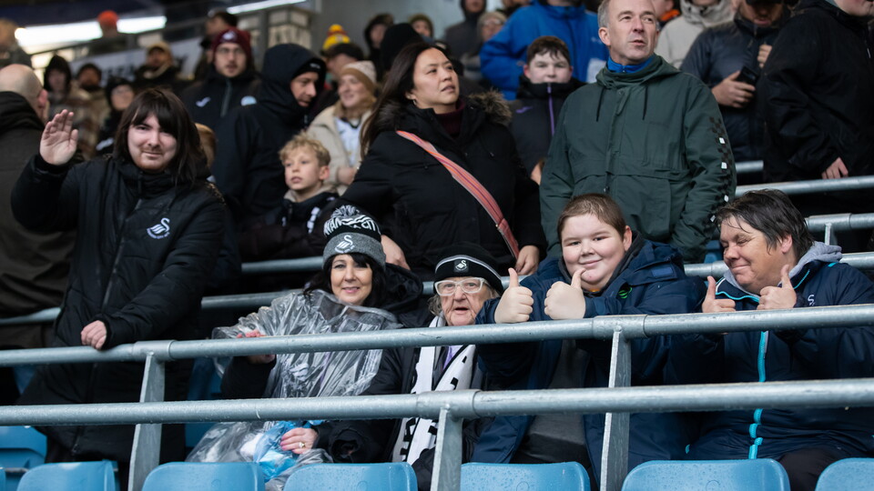 Fan Gallery | Portsmouth v Swansea City