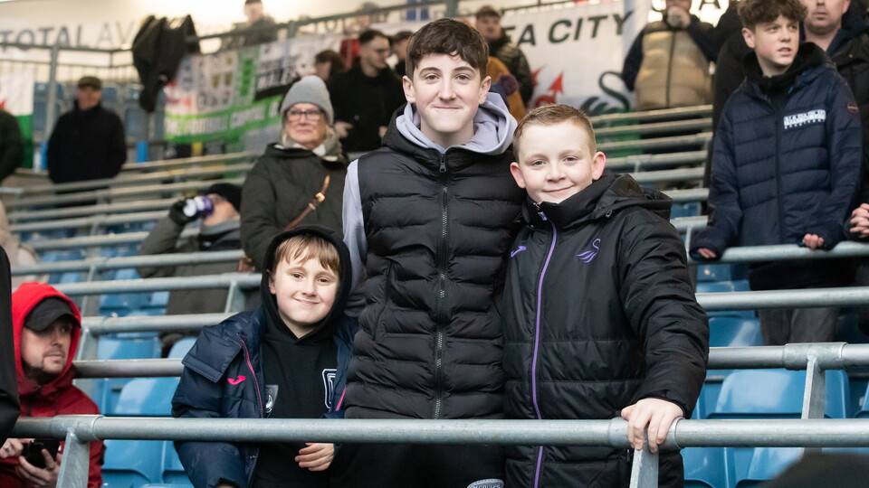 Fan Gallery | Portsmouth v Swansea City