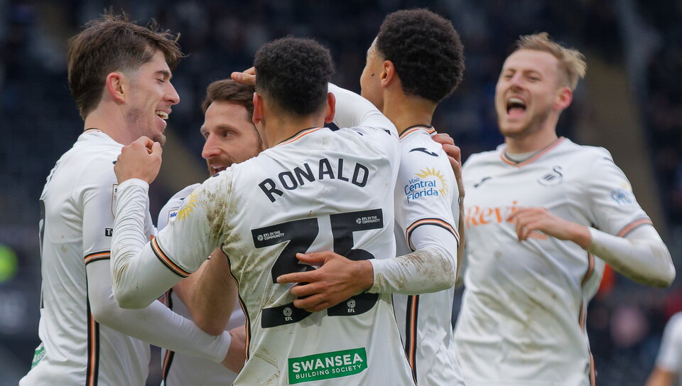 Gallery | Swansea City v West Brom