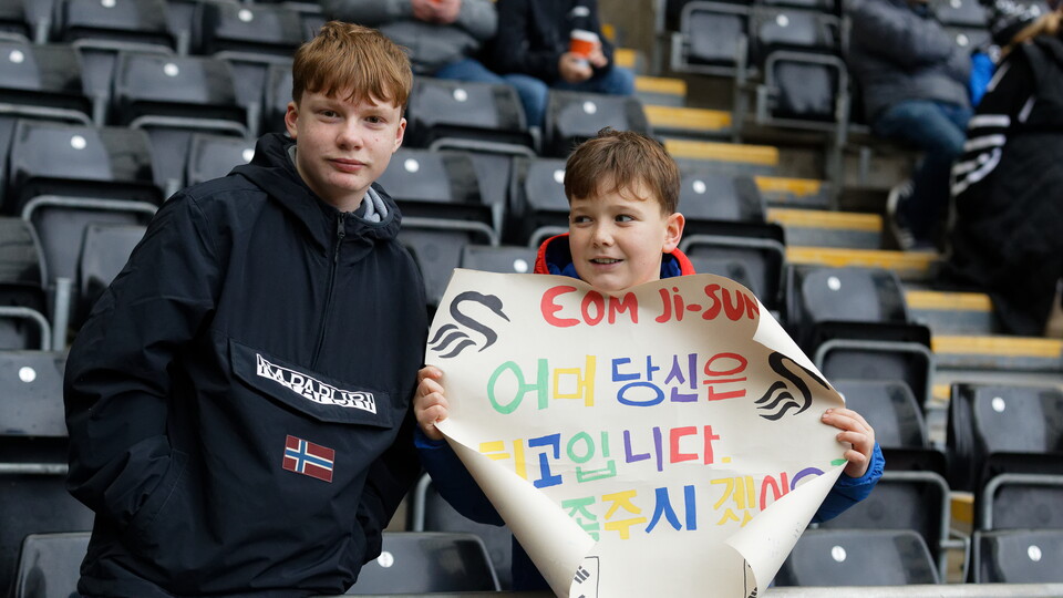 FAN GALLERY WBA