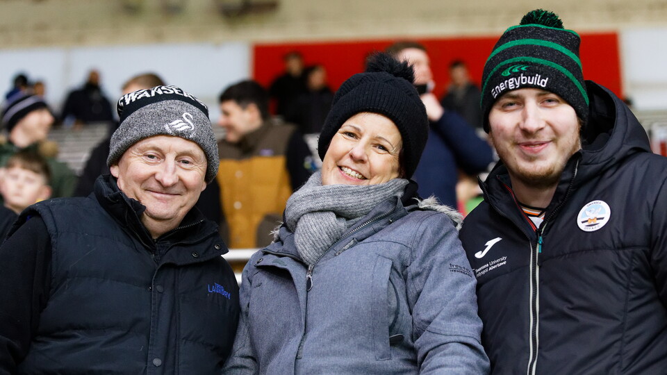 Fan Gallery | Southampton v Swans
