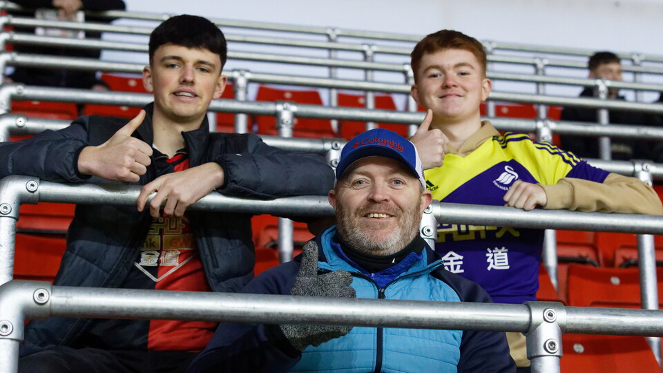 Fan Gallery | Southampton v Swans
