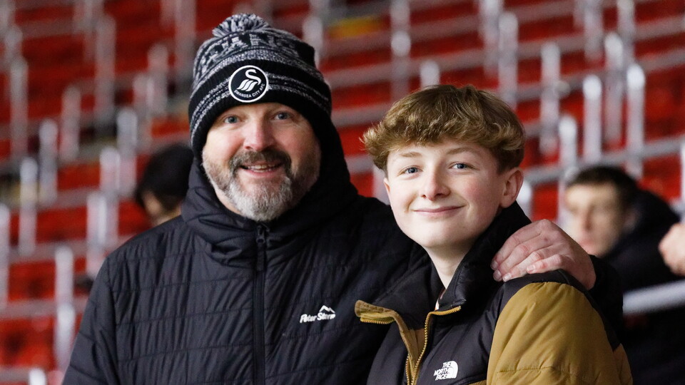 Fan Gallery | Southampton v Swans