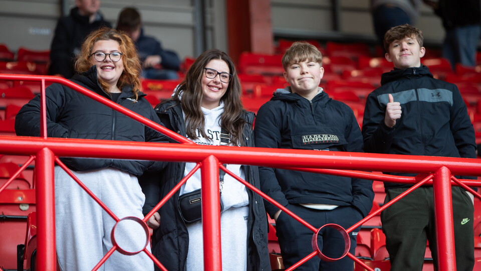 Fan Gallery | Bristol City v Swans