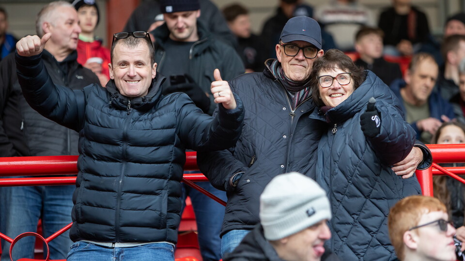 Fan Gallery | Bristol City v Swans