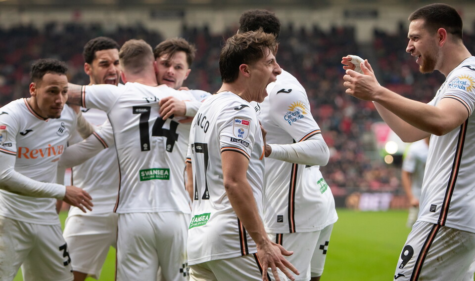 Gallery | Bristol City v Swans