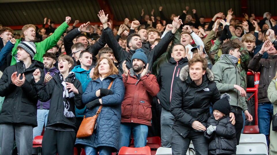 Fan Gallery | Bristol City v Swans