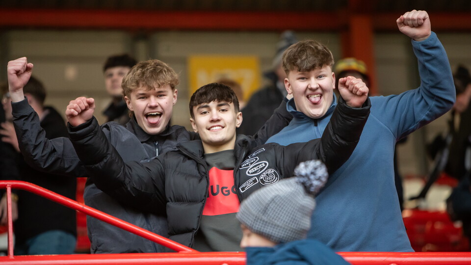 Fan Gallery | Bristol City v Swans