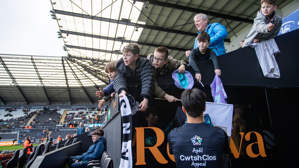 Fan Gallery | Swans v Blackburn Rovers