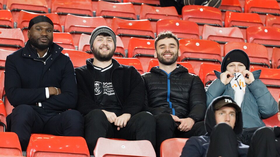 Fan Gallery | Watford v Swans