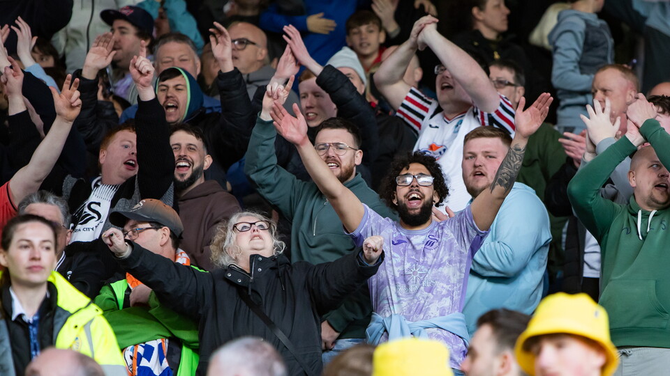 Fan Gallery | Leeds United v Swansea City