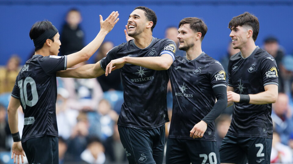 Gallery | QPR v Swans