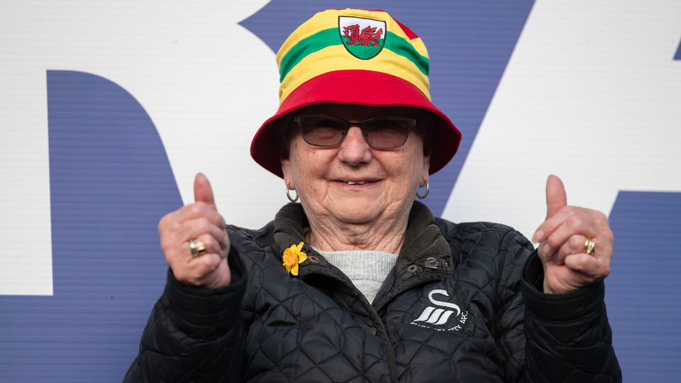 Fan Gallery | Swans v Plymouth Argyle