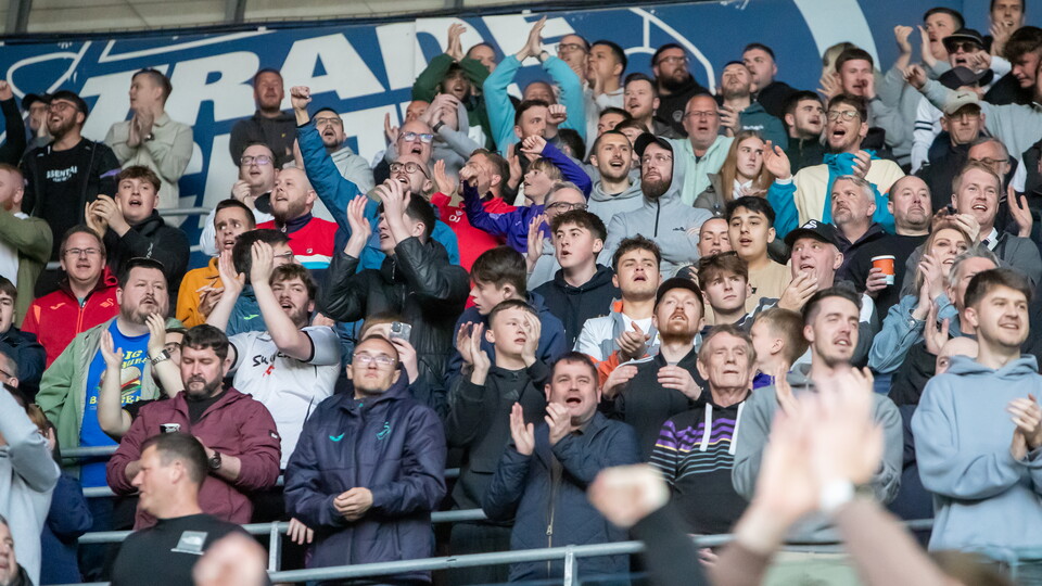 Fan Gallery | Swans v Plymouth Argyle