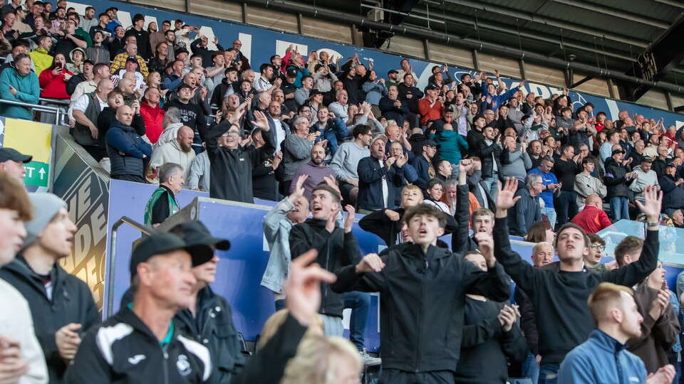 Fan Gallery | Swans v Plymouth Argyle