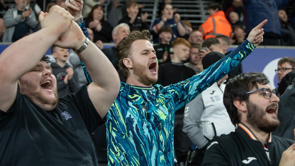 Fan Gallery | Swans v Plymouth Argyle