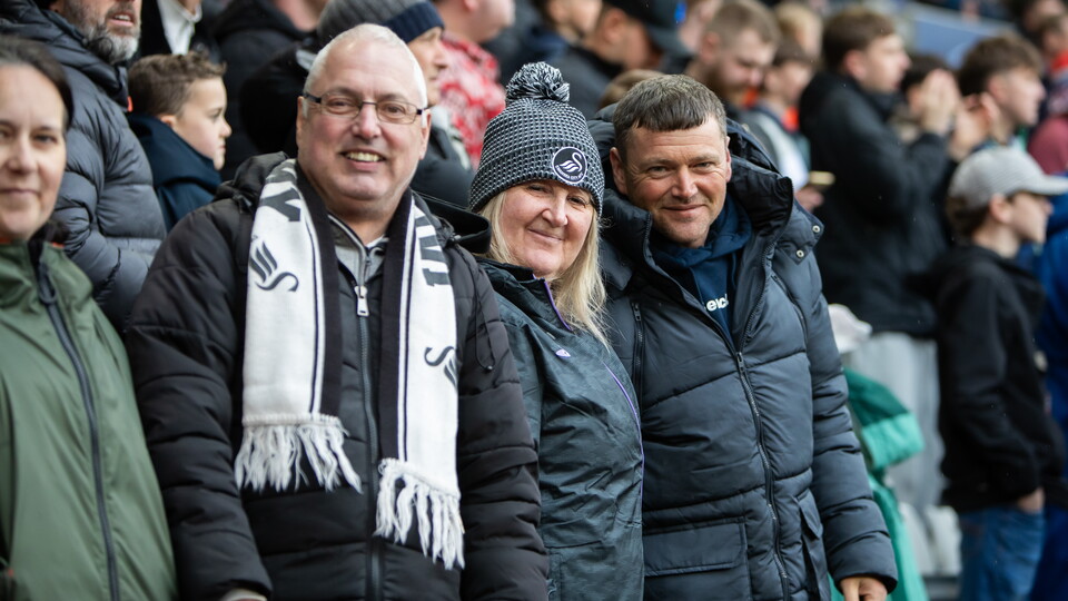 Fan gallery | Swans v Hull City