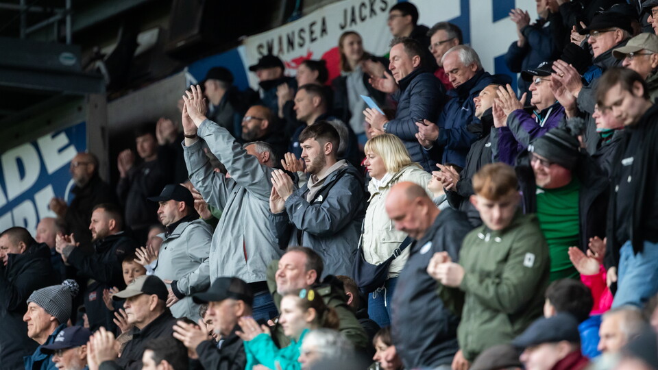 Fan gallery | Swans v Hull City