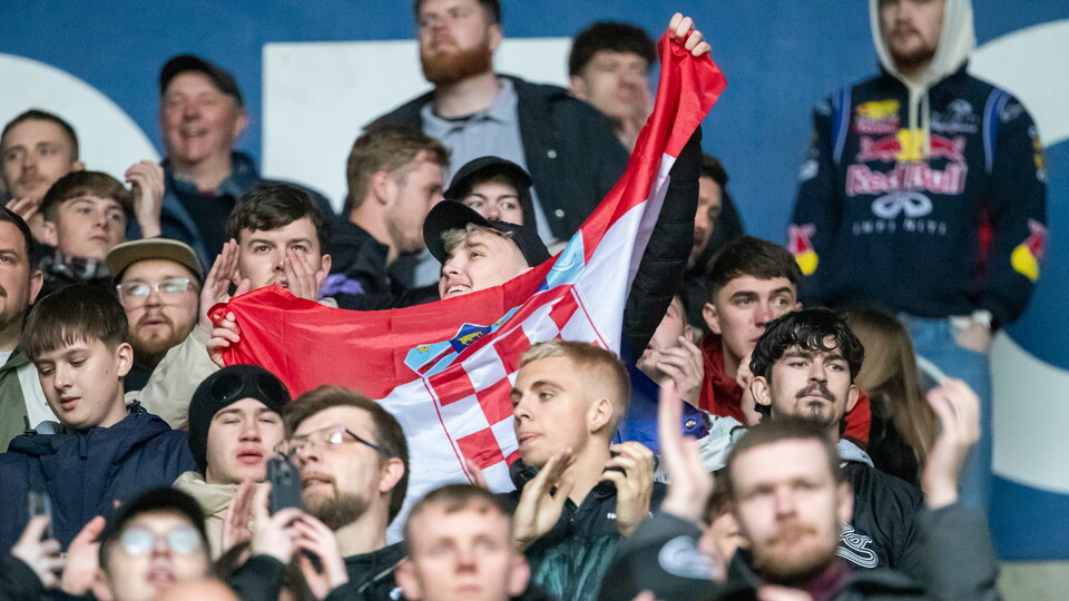 Fan gallery | Swans v Hull City