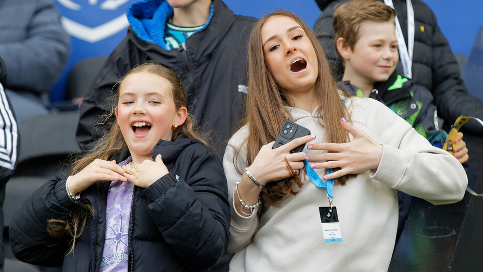 Fan gallery | Swans v Hull City
