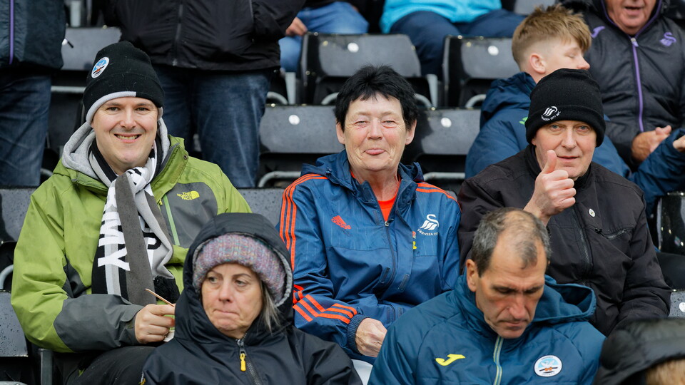 Fan gallery | Swans v Hull City