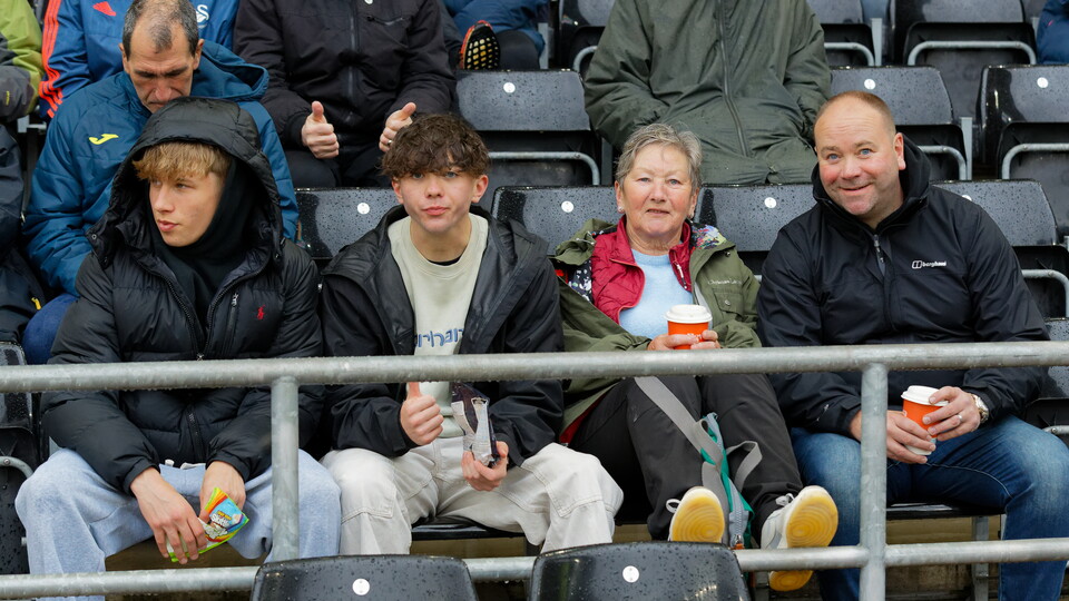 Fan gallery | Swans v Hull City
