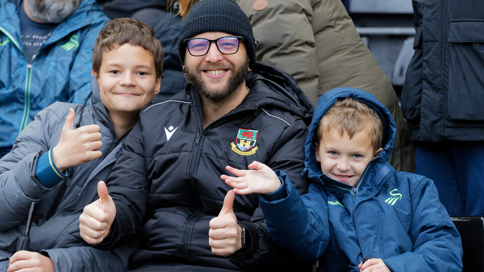 Fan gallery | Swans v Hull City