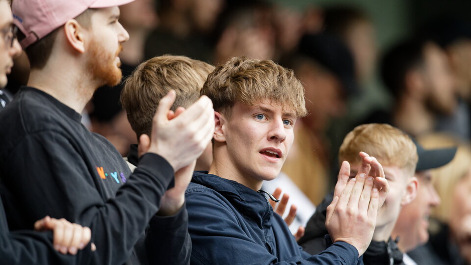 Fan Gallery | QPR vs Swans