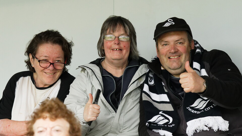 Fan Gallery | QPR vs Swans