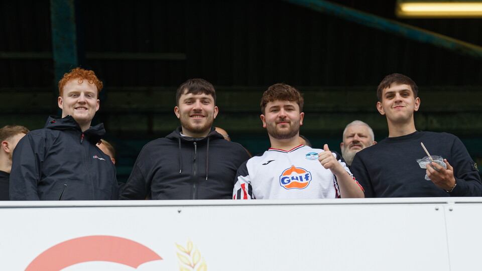 Fan Gallery | QPR vs Swans