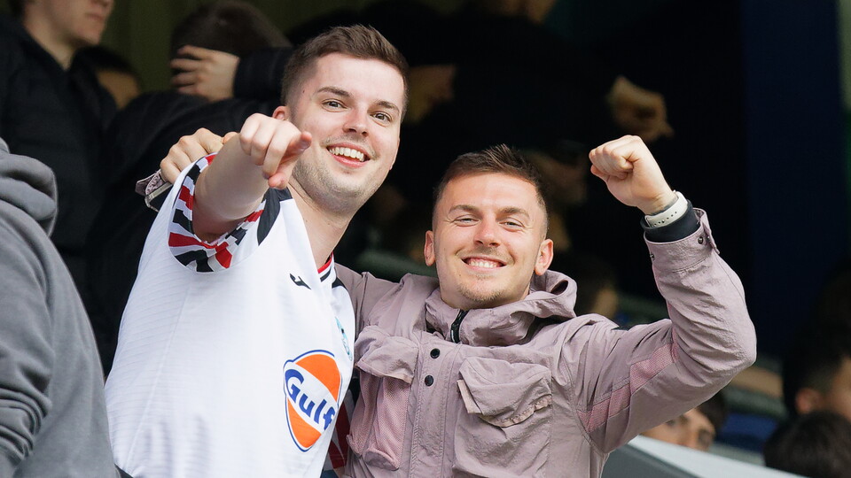 Fan Gallery | QPR vs Swans